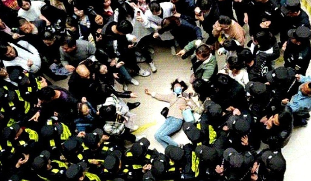 Dozens of students clashed with police and security staff at the Nanjing School of Applied Technology in eastern China last month after discovering their nursing course only provided a degree in home economics. Photo: Weibo Dozens of students clashed with police and security staff at the Nanjing School of Applied Technology in eastern China last month after discovering their nursing course only provided a degree in home economics. Photo: Weibo