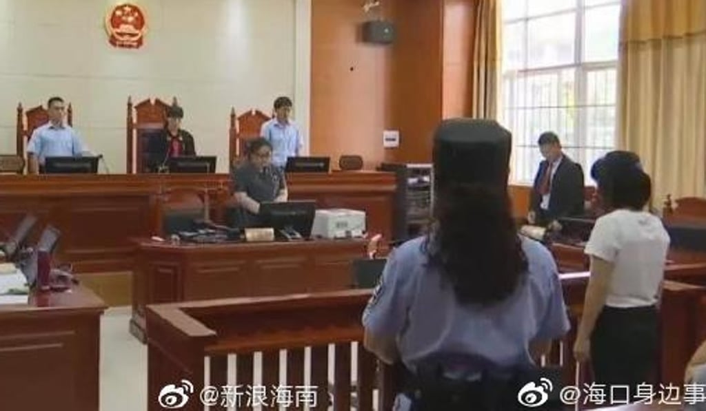 The passenger said the driver tried to overcharge her. Photo: Weibo