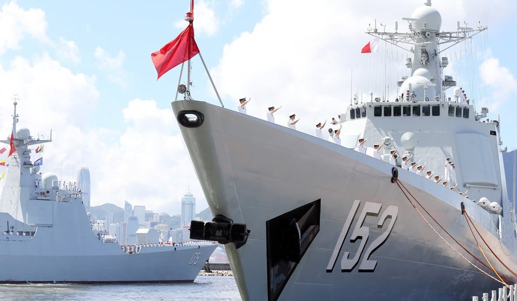 A Chinese Type 052C destroyer Jinan (front) and a Type 052D, the Luyang, pictured in Hong Kong. Photo: Dickson Lee