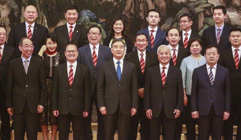 Wang Yang (centre) with the visiting delegation. Photo: Handout