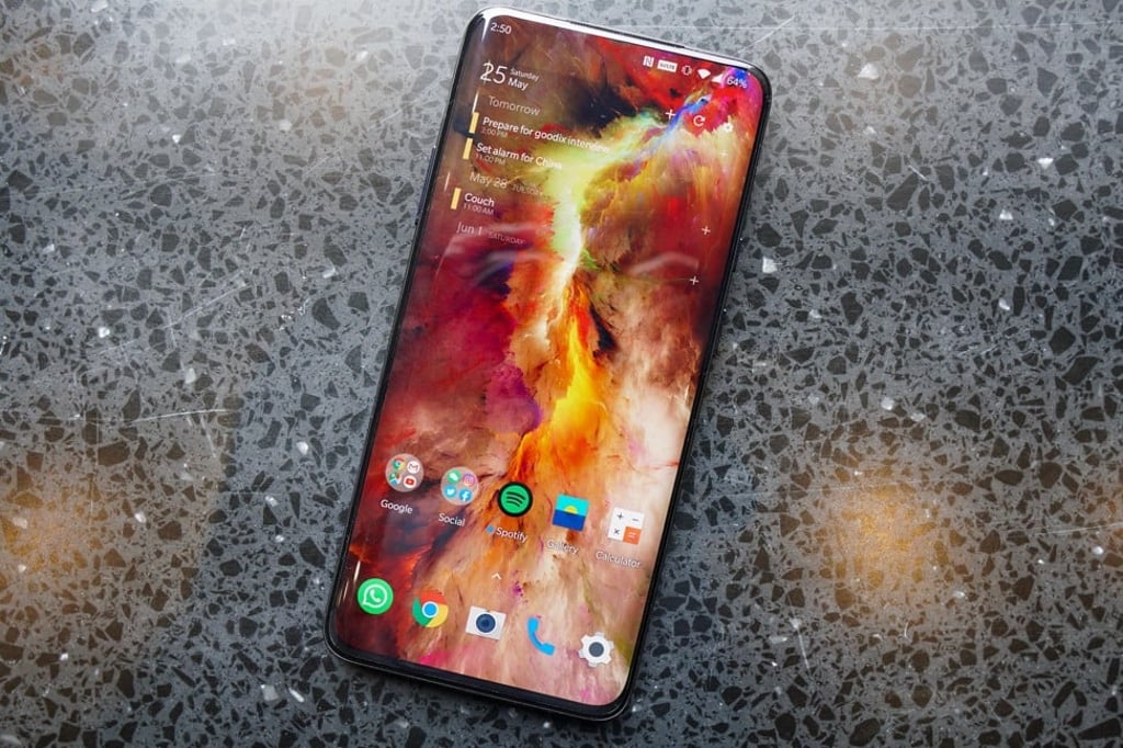 The OnePlus 7 Pro has a 6.6-inch OLED screen with Quad HD resolution that refreshes at 90Hz, way faster than other phones with 60Hz screens. Photo: Ben Sin