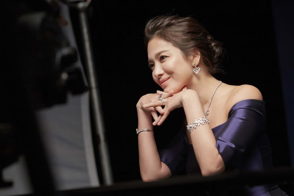 Song Hye-kyo says she enjoys filming advertisements for Chaumet where she has the chance to wear large, beautiful items of jewellery