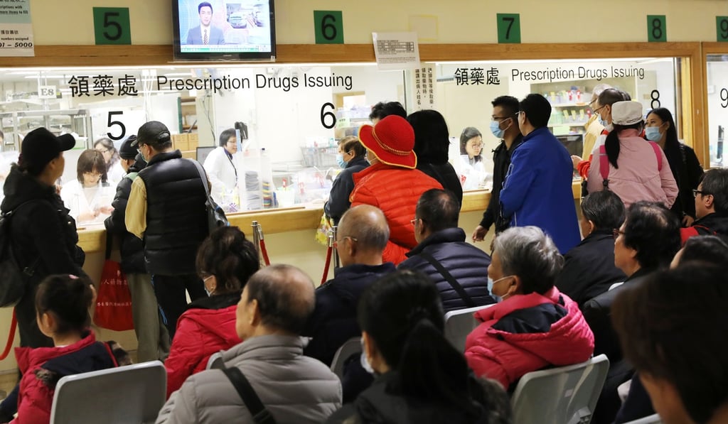 Patients wait to pick up medication at Prince of Wales Hospital in Sha Tin during the flu season in February 2018. Photo: Sam Tsang
