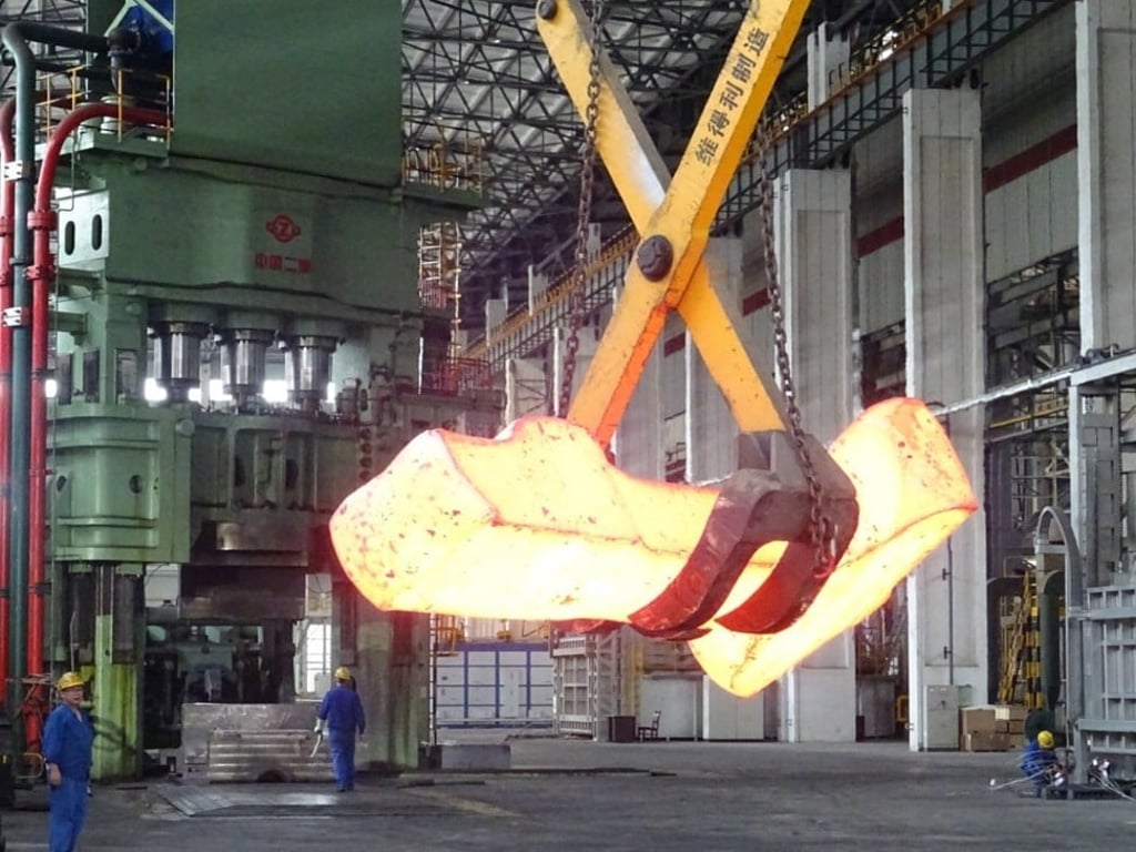 The forge in full swing at China National Erzhong, one of the most infamous of China’s state-owned enterprises and a long-time recipient of government bailouts, located in Sichuan. Photo: Weibo