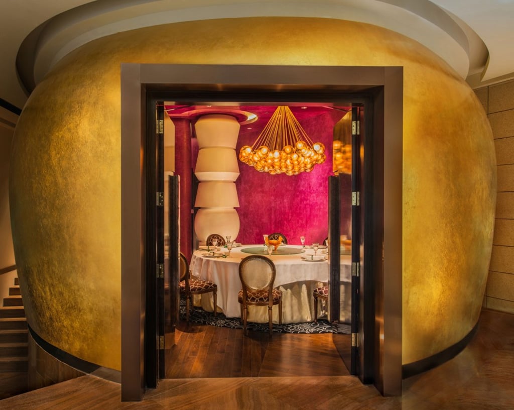 A private room at Jade Dragon at City of Dreams, Macau A private room at Jade Dragon at City of Dreams, Macau