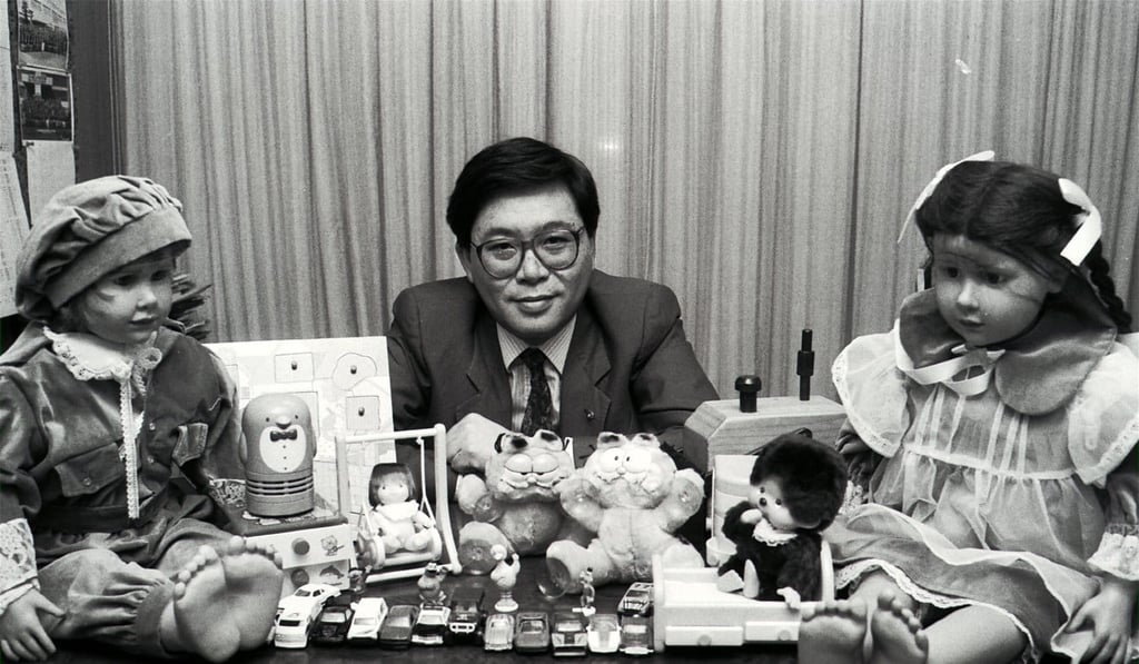 Jeffrey Lam Kin-fung of toymaker Forward Winsome Industries pictured with some of the company’s products in June 1989. Photo: Sam Chan