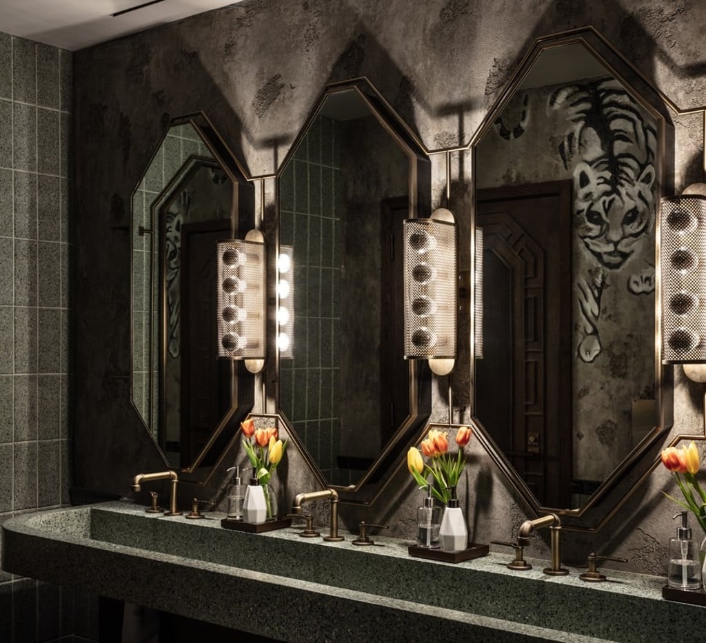 After Hong Kong and Vancouver, Las Vegas became the third city to see a Mott 32 restaurant at the end of last year. The modern Chinese dining concept pays homage to 32 Mott Street in New York, the address of the city’s first Chinese convenience store. After Hong Kong and Vancouver, Las Vegas became the third city to see a Mott 32 restaurant at the end of last year. The modern Chinese dining concept pays homage to 32 Mott Street in New York, the address of the city’s first Chinese convenience store.