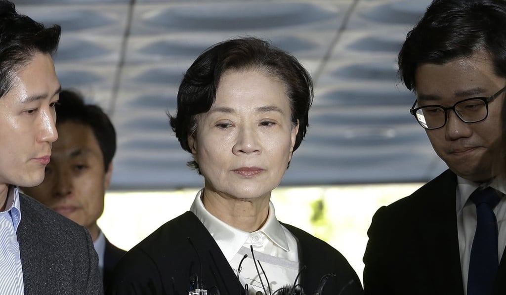 Lee Myung-hee (centre), wife of the late Korean Air President Cho Yang-ho. Photo: AP