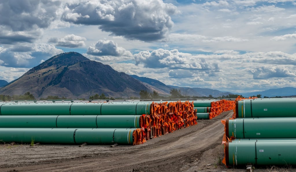 Steel pipe to be used in the oil pipeline construction of the Canadian government’s Trans Mountain Expansion Project lies at a stockpile site in Kamloops, British Columbia, on Tuesday. Photo: Reuters
