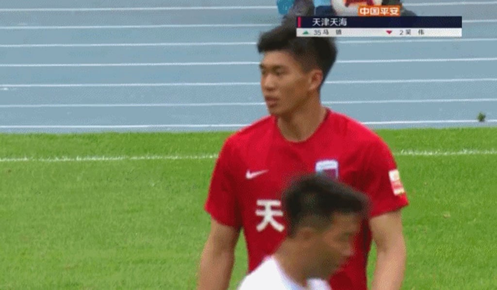 Tianjin Tianhai goalkeeper Ma Zhen is brought on as an outfield player against Guangzhou R&F in the 2019 Chinese Super League. Photo: Sina Sports