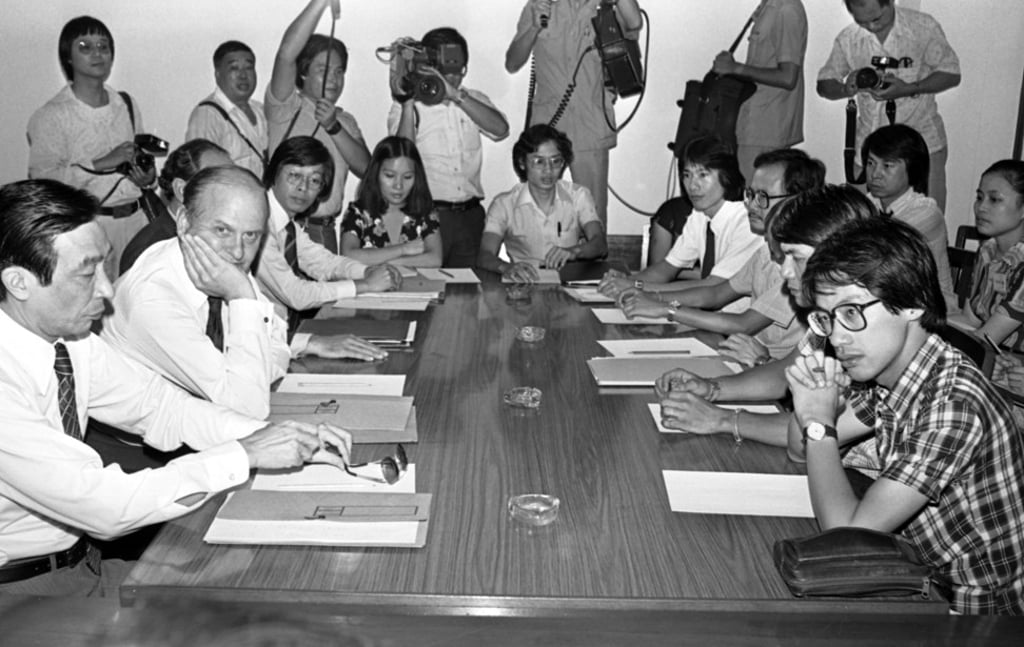 Cathay staff representatives meeting management officials at the Labour Department, in June 1981. Photo: SCMP