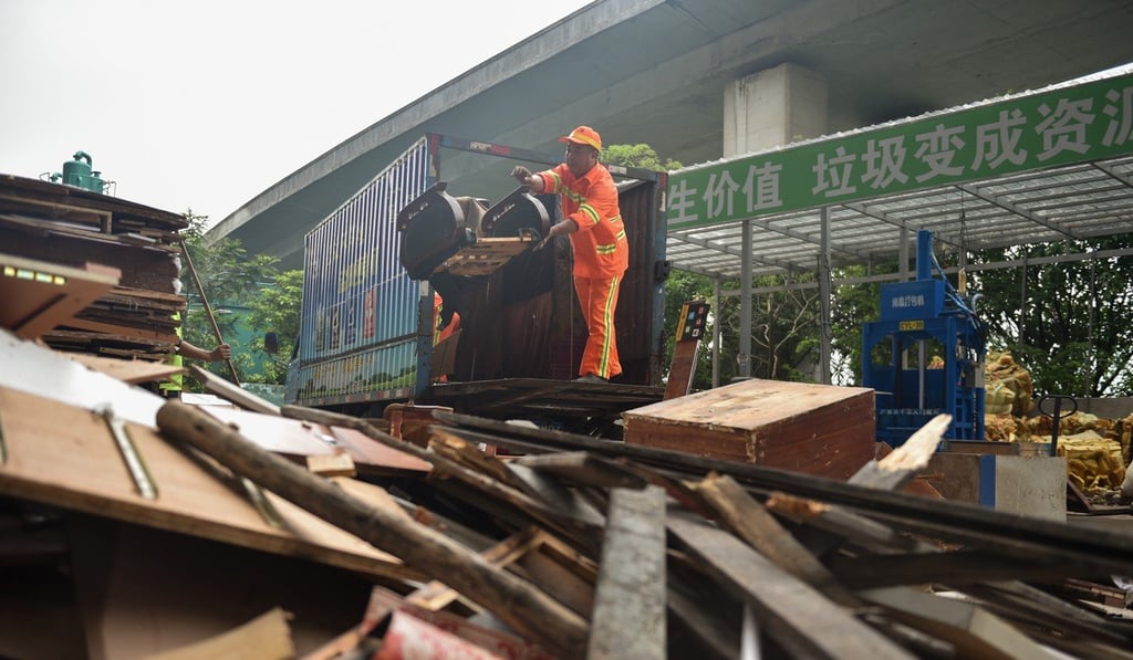 The concept of sorting waste is still new in China. Photo: Xinhua The concept of sorting waste is still new in China. Photo: Xinhua