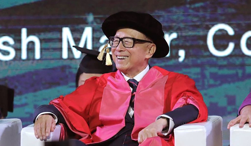 Li Ka-shing has attended the Shantou University graduation ceremony for the last 17 years. Photo: Handout Li Ka-shing has attended the Shantou University graduation ceremony for the last 17 years. Photo: Handout