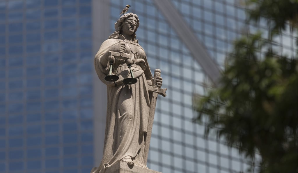 The statue of Justice in front of the Court of Final Appeal in Central. Photo: EPA-EFE
