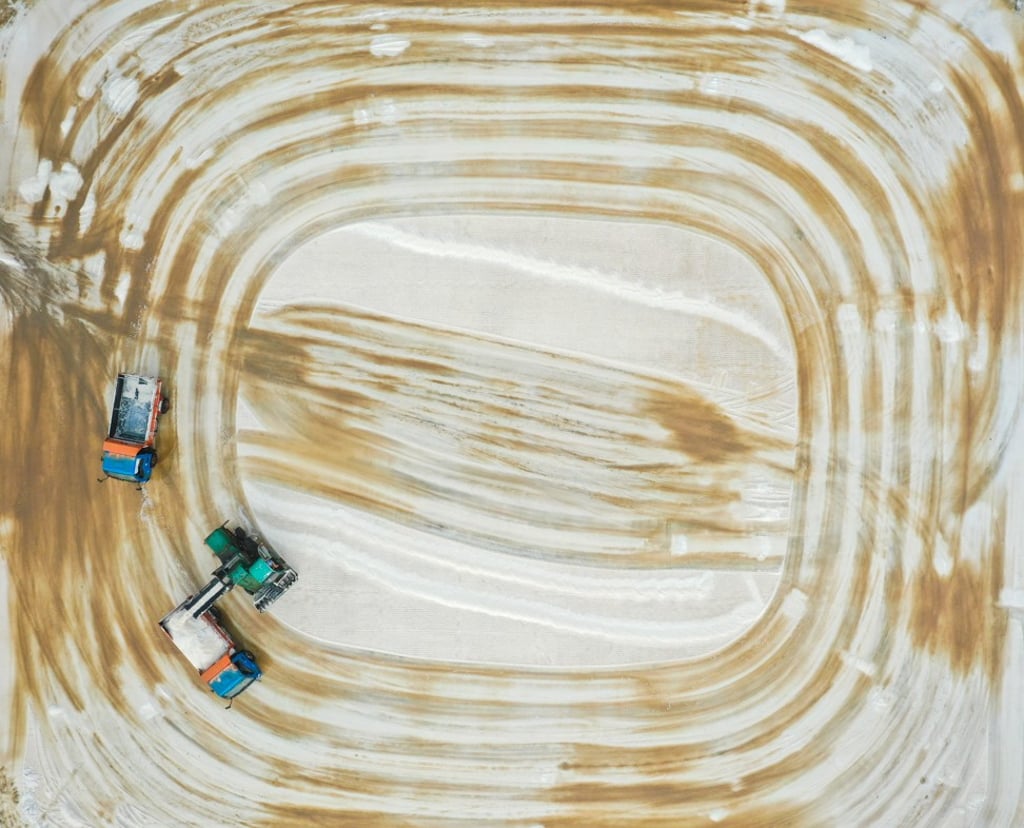 Many Weibo users questioned why they are not being paid in the region of the nominal gross national income per capita of US$9,732 for 2018. Photo: Xinhua