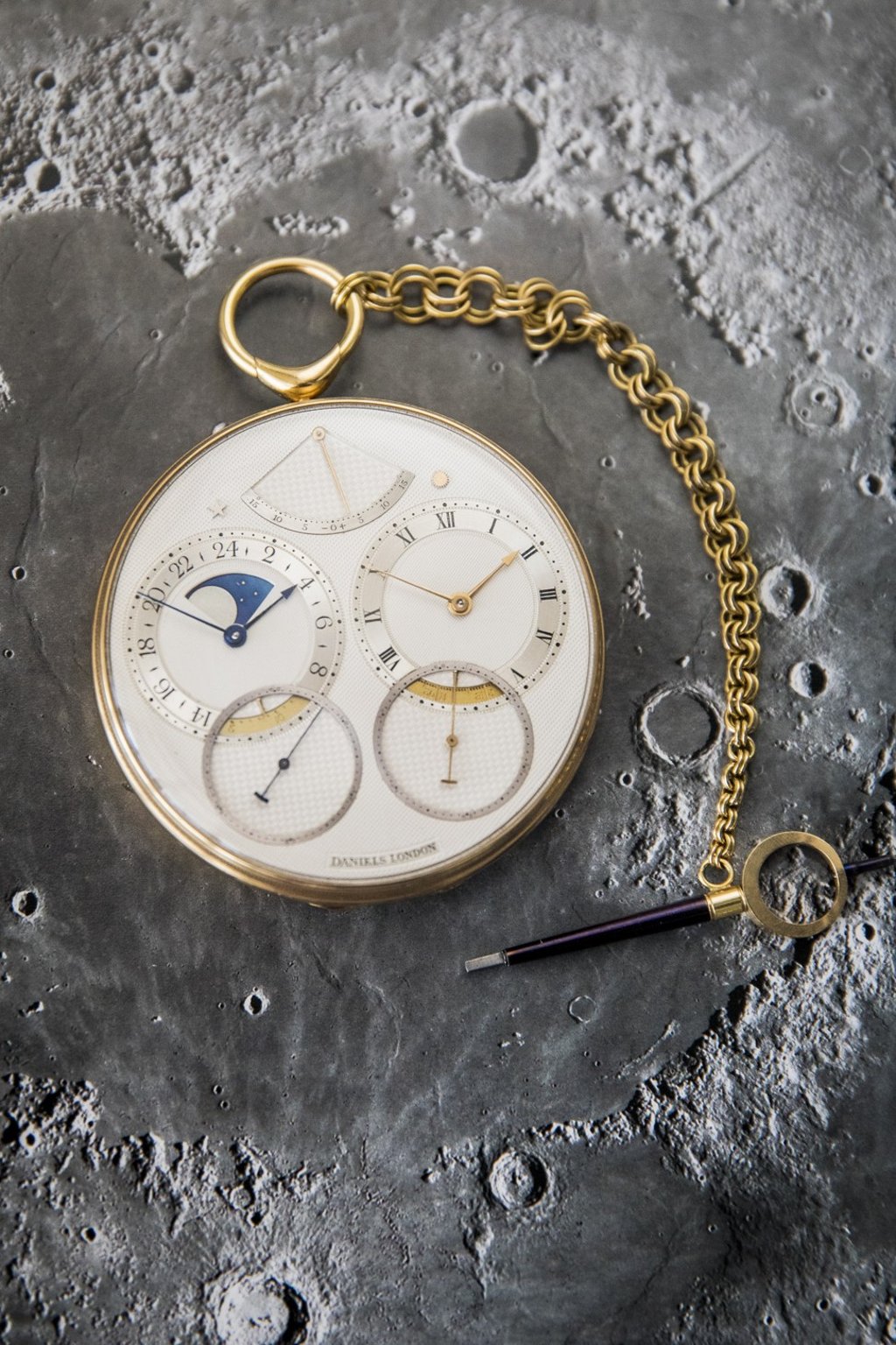 George daniels space traveller shop