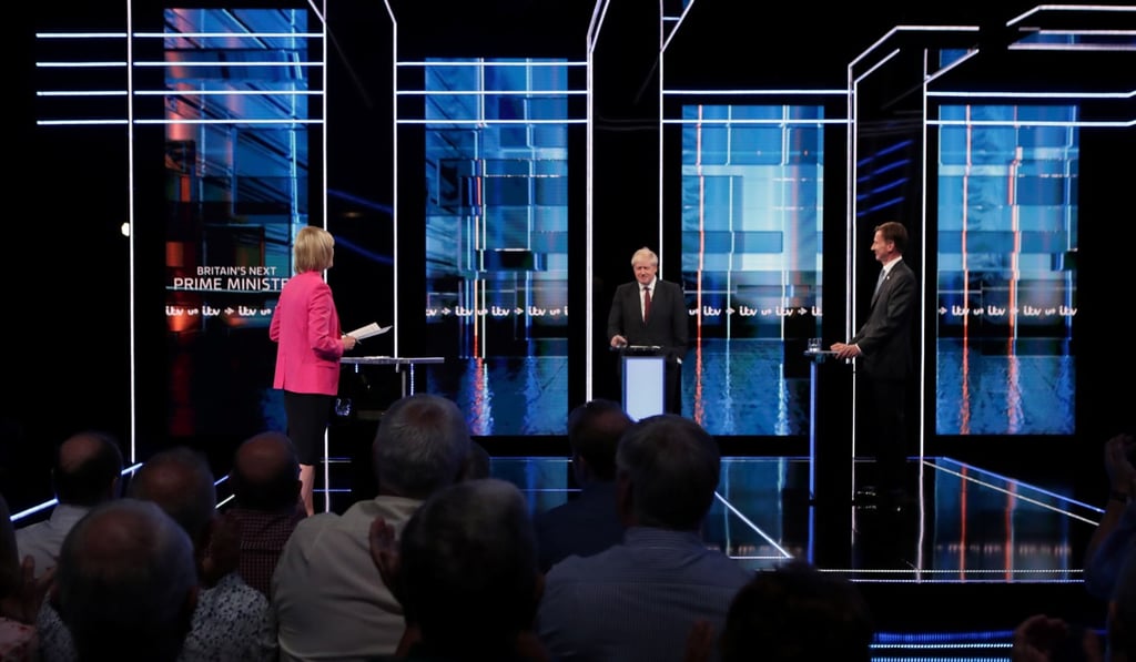 Journalist Julie Etchingham moderating the debate between the Conservative Party leadership candidates. Photo: Matt Frost/ITV/Reuters Journalist Julie Etchingham moderating the debate between the Conservative Party leadership candidates. Photo: Matt Frost/ITV/Reuters