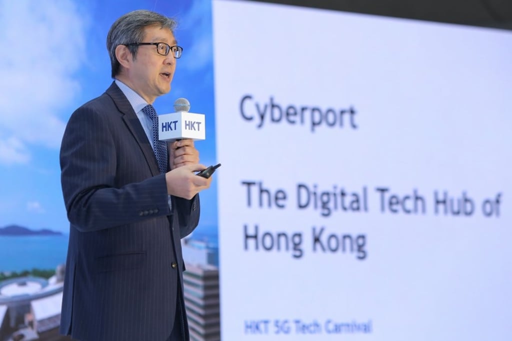CEO of Hong Kong Cyberport Management, Peter Yan King-shun, sharing his insight at a discussion session ‘Inroads in FinTech, Smart City and Digital Entertainment’. CEO of Hong Kong Cyberport Management, Peter Yan King-shun, sharing his insight at a discussion session ‘Inroads in FinTech, Smart City and Digital Entertainment’.