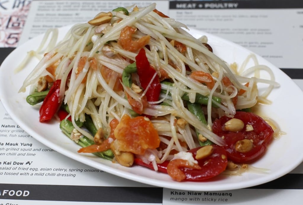 Green papaya salad at Chachawan. Photo: K.Y. Cheng