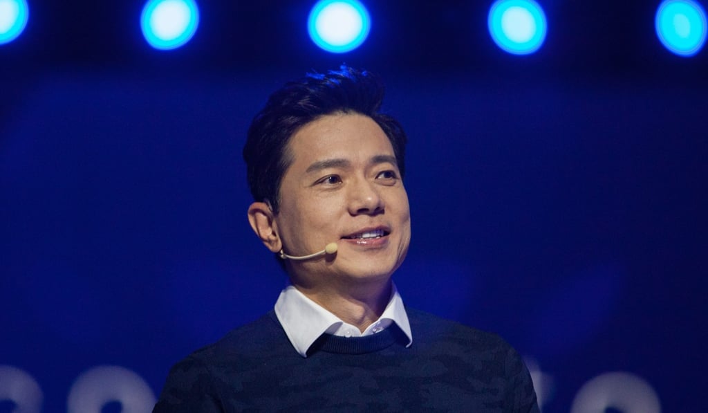Robin Li, co-founder and CEO of Baidu, speaks at the Baidu World Technology Conference in Beijing. The company leads the smart speaker pack in China with 3.3 million units shipped in the first quarter of this year. Photo: Bloomberg