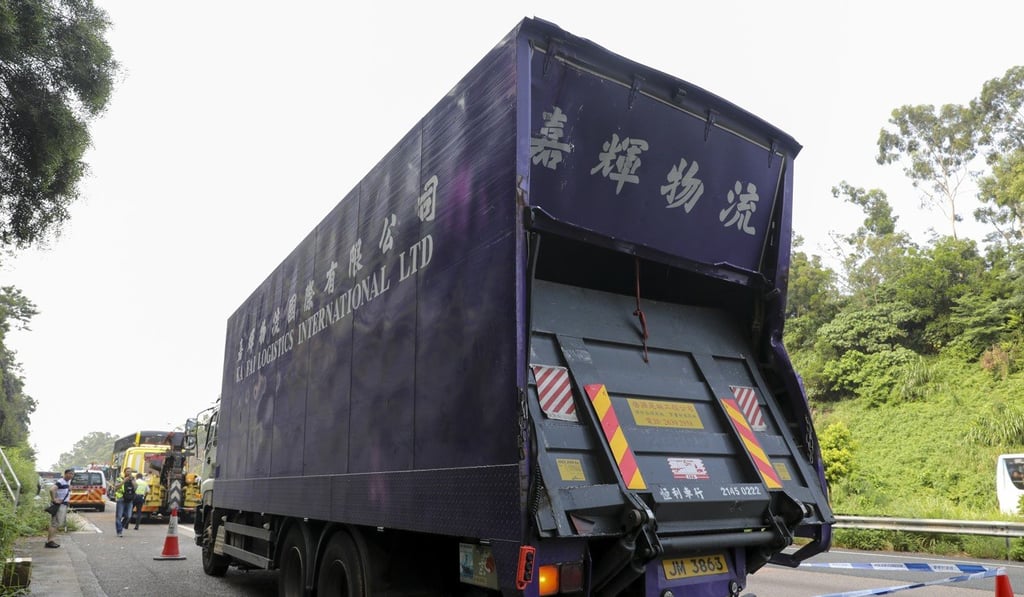 Police say the bus smashed into a truck soon after passing a toll gate. Photo: Dickson Lee