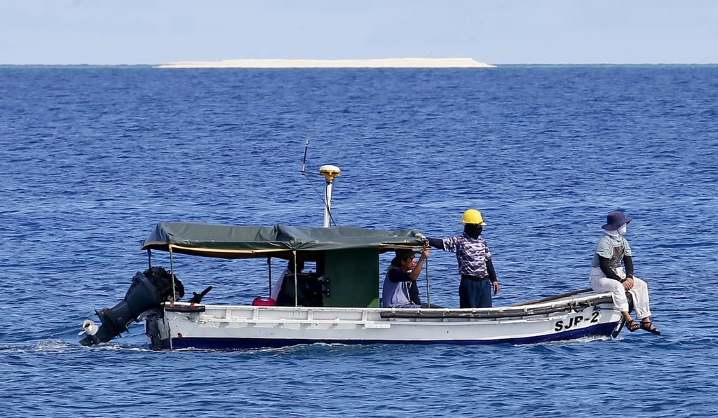 A deal on fishing rights works for both China and the Philippines, but it will not be easy to achieve, analysts say. Photo: AP A deal on fishing rights works for both China and the Philippines, but it will not be easy to achieve, analysts say. Photo: AP