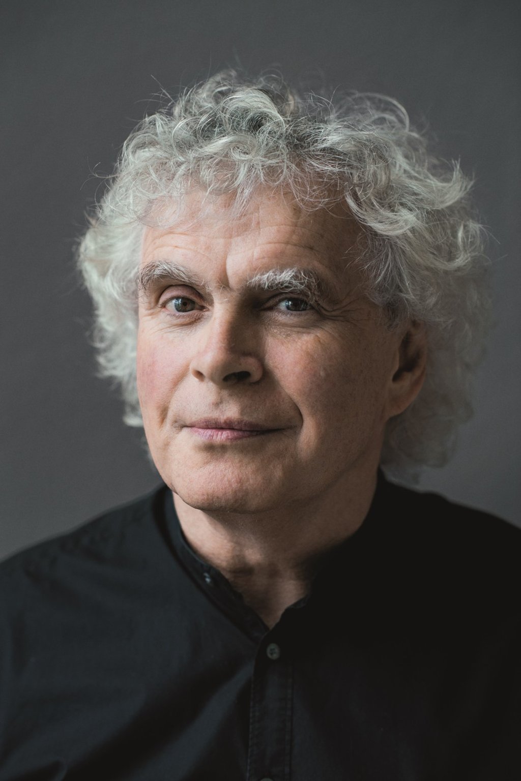 Sir Simon Rattle, music director of London Symphony Orchestra, will be conducting the orchestra at three performances in Hong Kong during September to mark the 30th anniversary of the Hong Kong Cultural Centre. Photo: Oliver Helbig Sir Simon Rattle, music director of London Symphony Orchestra, will be conducting the orchestra at three performances in Hong Kong during September to mark the 30th anniversary of the Hong Kong Cultural Centre. Photo: Oliver Helbig