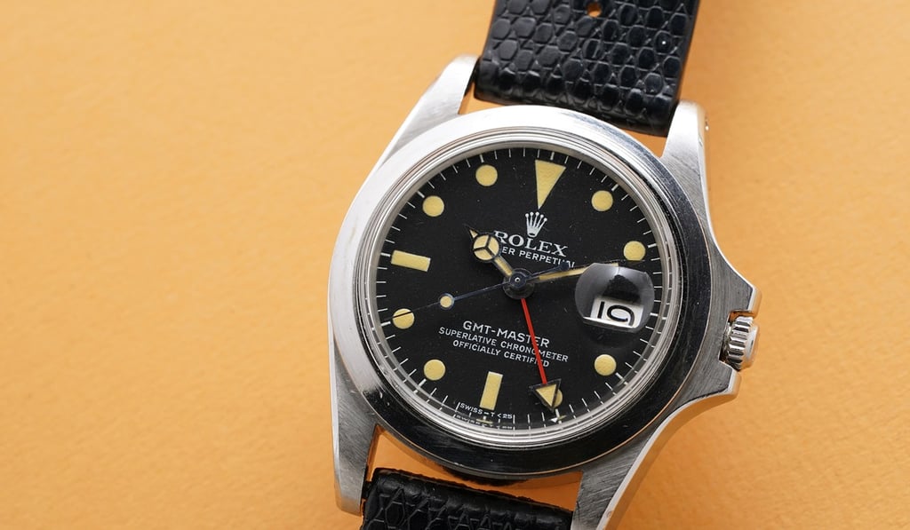 Marlon Brando’s Rolex GMT-Master, which has the actor’s hand-engraved signature on the caseback, will go under the hammer in New York on December 10 at Phillips in Association with Bacs & Russo.