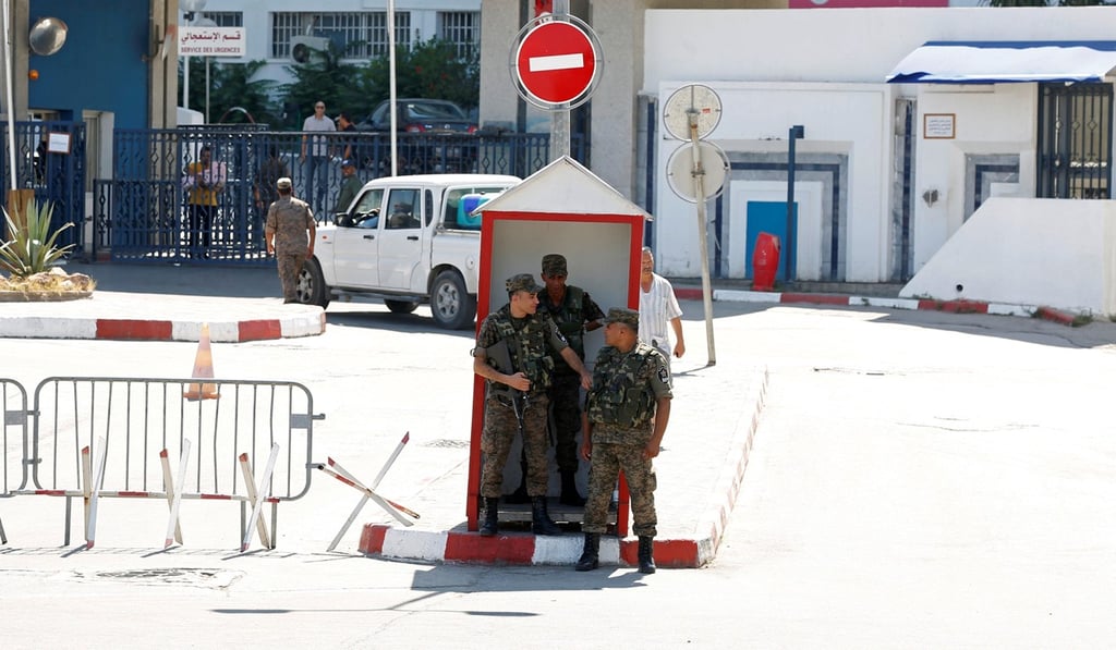 Soldiers stand guard outside the Military Hospital where Tunisian President Beji Caid Essebsi died in Tunis. Photo: Reuters Soldiers stand guard outside the Military Hospital where Tunisian President Beji Caid Essebsi died in Tunis. Photo: Reuters