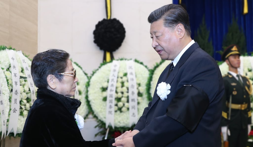 Xi Jinping shakes hands with a family member of late Chinese leader Li Peng. Photo: Xinhua Xi Jinping shakes hands with a family member of late Chinese leader Li Peng. Photo: Xinhua