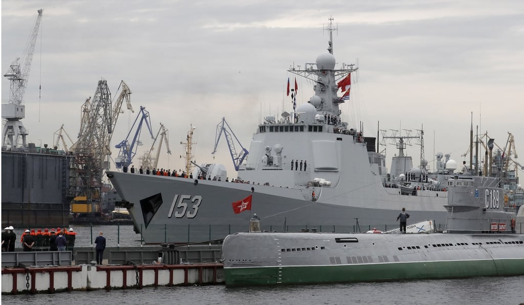 China’s Xian warship arrives in St Petersburg on Wednesday, ahead of the Navy Day parade. Photo: EPA-EFE