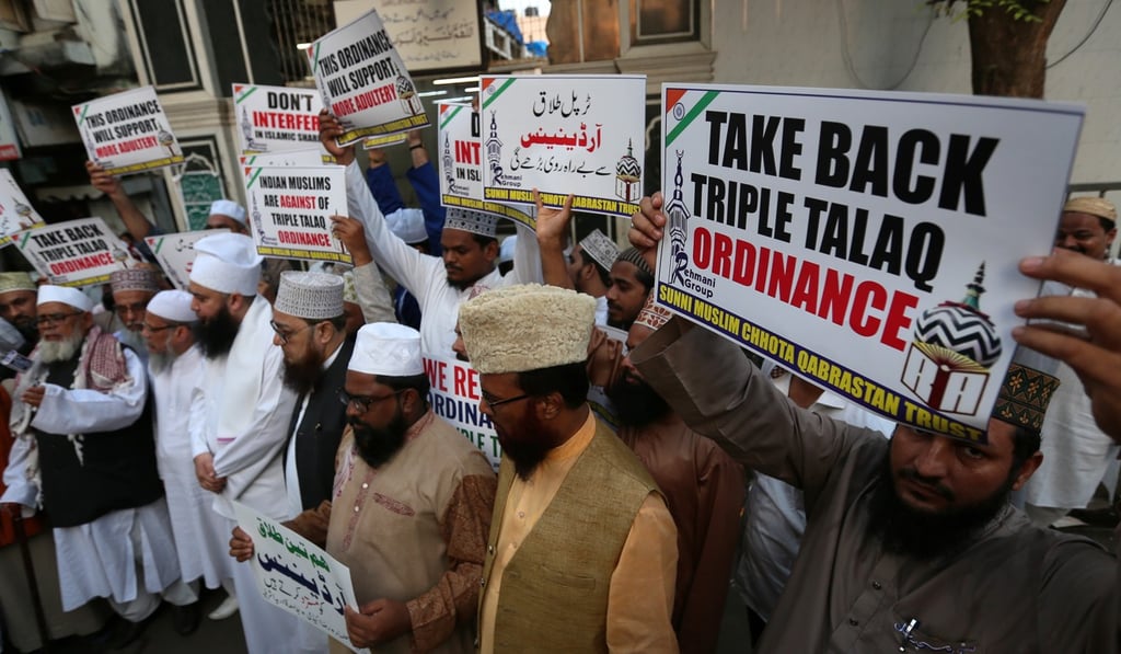 Indian Muslims shout anti-government slogans during a protest against approving an ordinance to ban triple talaq in Mumbai. Photo: EPA-EFE