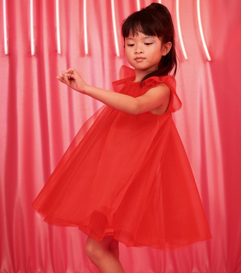 A voluminous dress from Baby Dior autumn/winter 2019 collection A voluminous dress from Baby Dior autumn/winter 2019 collection