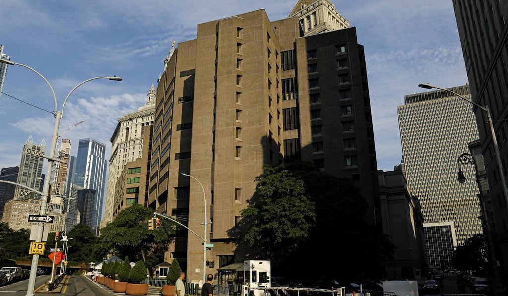 The Metropolitan Correctional Centre in Manhattan. Photo: Bloomberg The Metropolitan Correctional Centre in Manhattan. Photo: Bloomberg