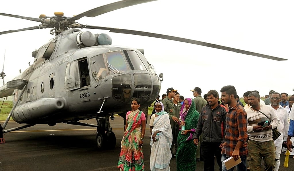 Indian military personnel conducting rescue operations in the flood affected areas in Chikkamagaluru district in Karnataka. Photo: Handout via EPA-EFE
