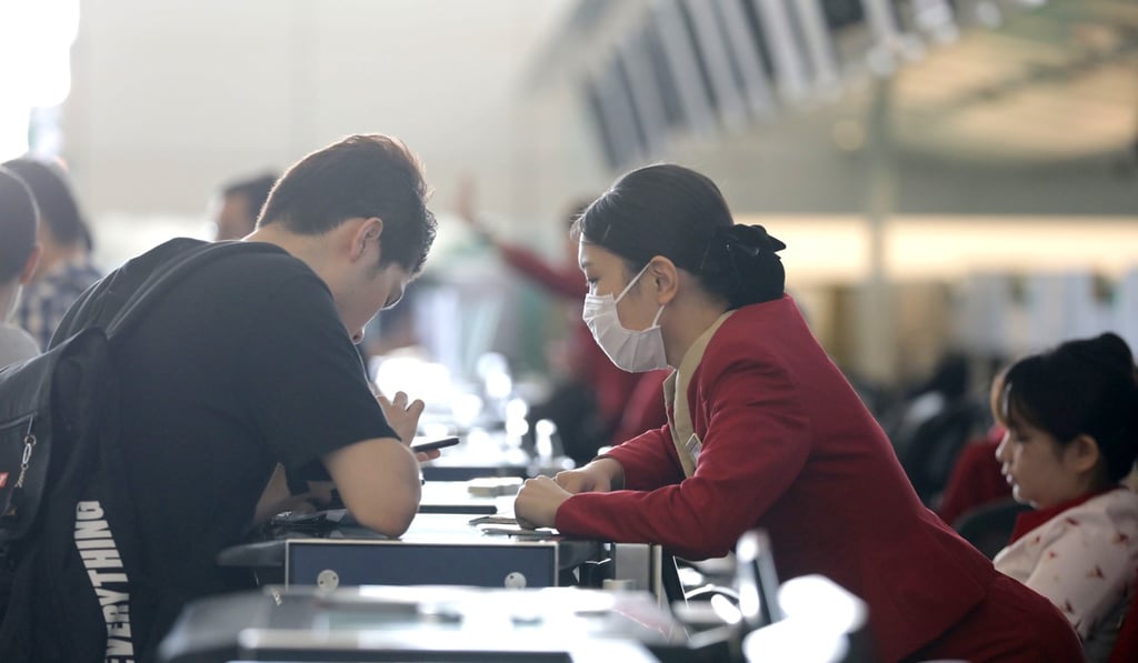 Cathay Pacific shares tumbled 4.9 per cent to close at HK$9.80, their lowest level in 10 years. Photo: May Tse