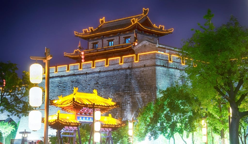 Xian’s Yongning Gate is part of the city’s ancient walls and, according to the fraudulent developers, would form one end of their massive new headquarters for the United Nations. Photo: Alamy