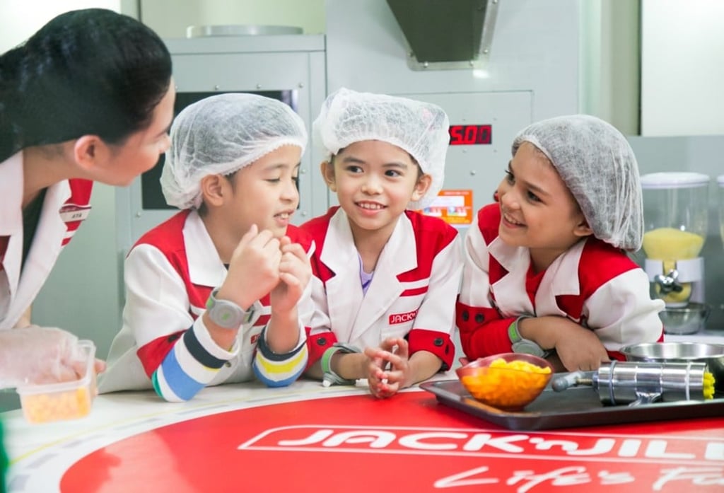 KidZania Manila, located in Metro Manila, is an indoor interactive child-sized play city with more than 70 immersive experiences to help youngsters aged four to 14 learn life skills. KidZania Manila, located in Metro Manila, is an indoor interactive child-sized play city with more than 70 immersive experiences to help youngsters aged four to 14 learn life skills.