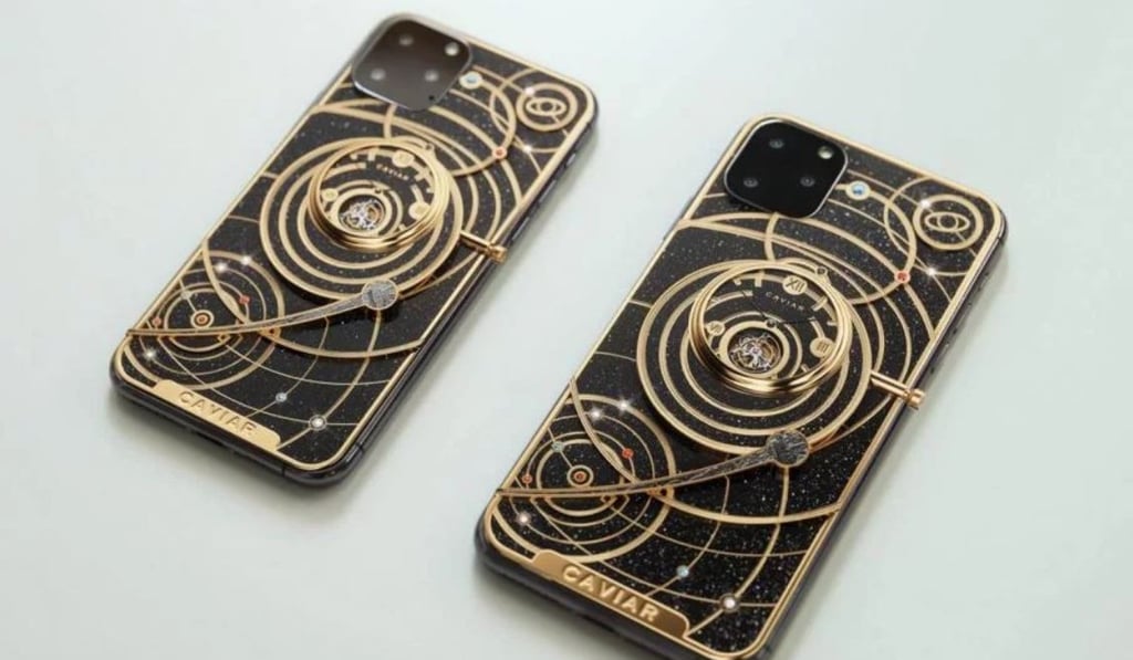 Caviar’s luxury case for its Universe Diamond version includes the use of diamonds, rubies and Swiss blue topaz. Photo: Luxurylaunches