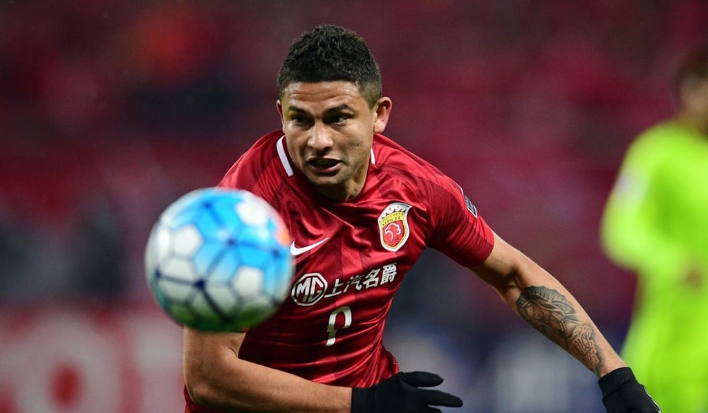 Elkeson in action for Shanghai SIPG in the AFC Asian Champions League. Photo: AFP