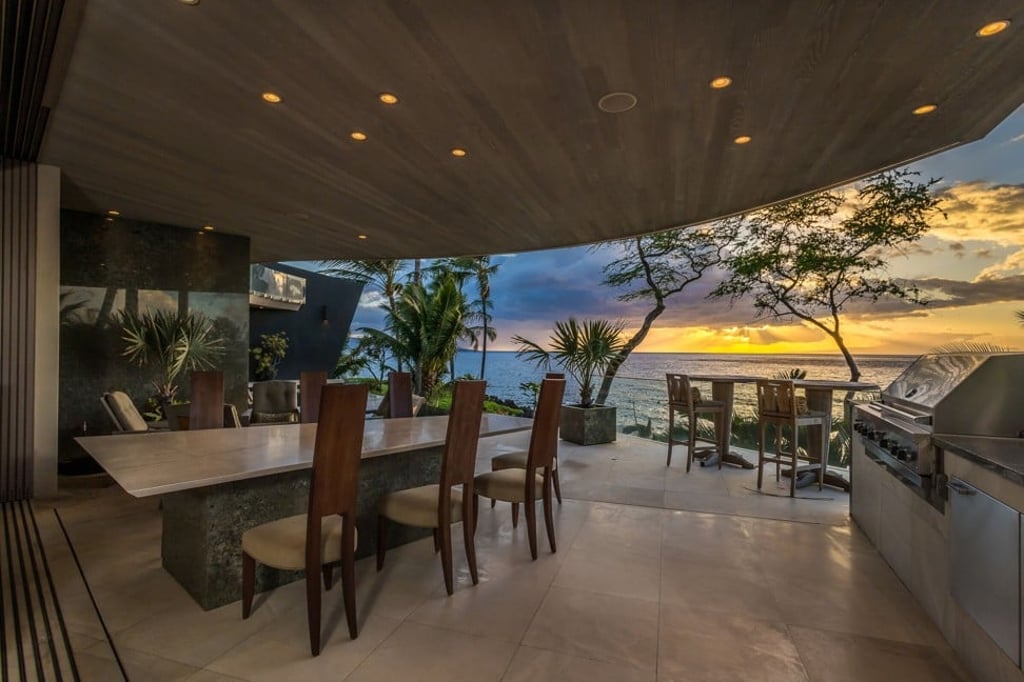 Location is everything when buying property in Hawaii with proximity to water and views of the highest importance.