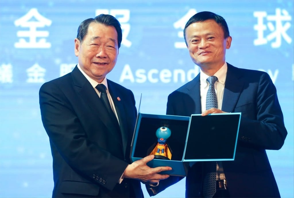 Dhanin Chearavanont, chairman and CEO of Charoen Pokphand Group, with Jack Ma, chairman of Alibaba Group Holding, during Ant Financial Services’ press conference in Hong Kong in November 2016. Photo: SCMP/Xiaomei Chen