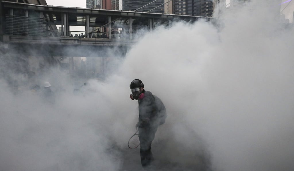 Many young people felt saddened as they were unable to help their friends injured in fierce clashes. Photo: Sam Tsang