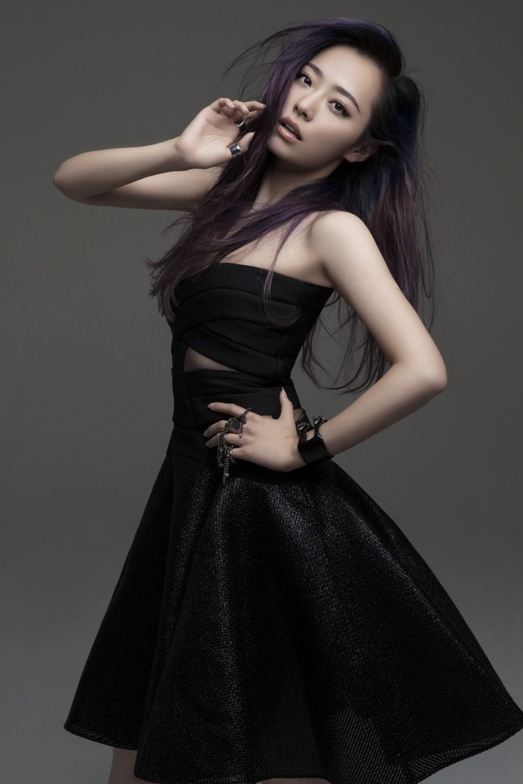 Jane Zhang has won a number of awards including eight Beijing Pop Music Awards for best female singer, two China Gold Record Awards and an MTV Europe Music Award. Jane Zhang has won a number of awards including eight Beijing Pop Music Awards for best female singer, two China Gold Record Awards and an MTV Europe Music Award.