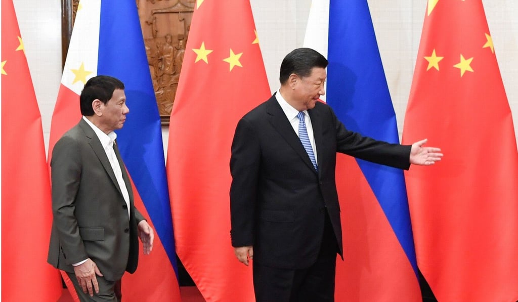 Philippine President Rodrigo Duterte (left) meets his Chinese counterpart Xi Jinping at the Diaoyutai State Guesthouse in Beijing on Thursday. Photo: Xinhua Philippine President Rodrigo Duterte (left) meets his Chinese counterpart Xi Jinping at the Diaoyutai State Guesthouse in Beijing on Thursday. Photo: Xinhua