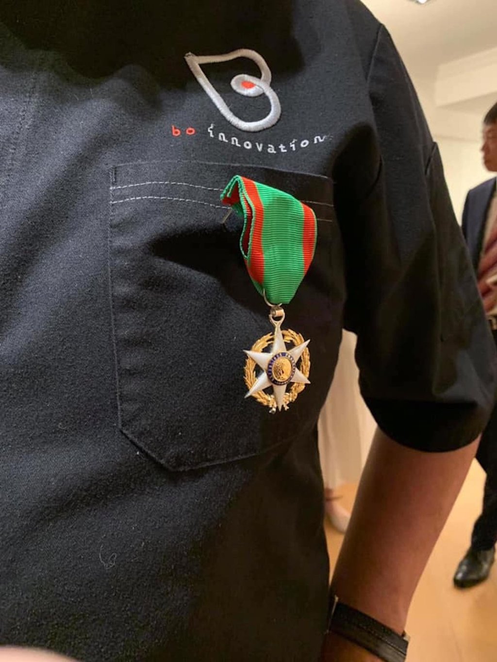 The Chevalier de l’Ordre du Mérite Agricole medal awarded to Alvin Leung The Chevalier de l’Ordre du Mérite Agricole medal awarded to Alvin Leung