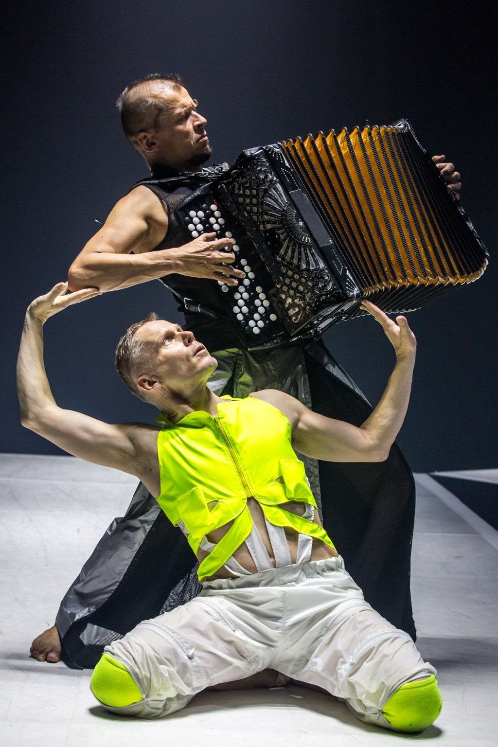 Accordion dance music sale