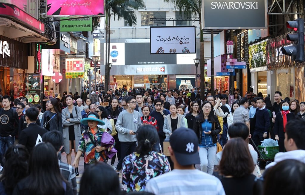 Russell Street in Causeway Bay, Hong Kong on 2 January 2017. Photo: Felix Wong