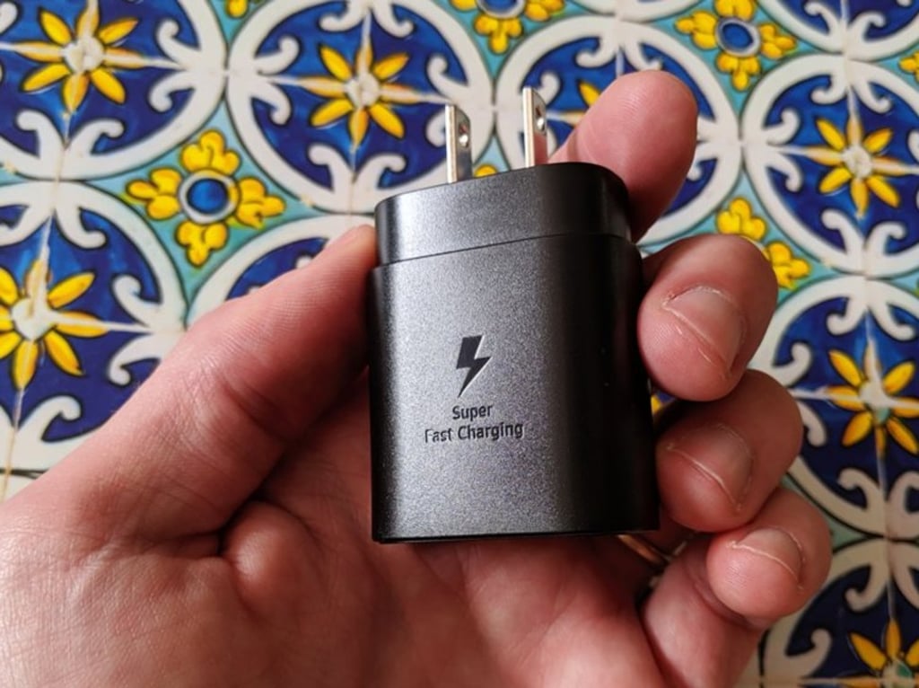 Galaxy Note 10’s new 25W ‘super fast’ charger Photo: Business Insider Galaxy Note 10’s new 25W ‘super fast’ charger Photo: Business Insider