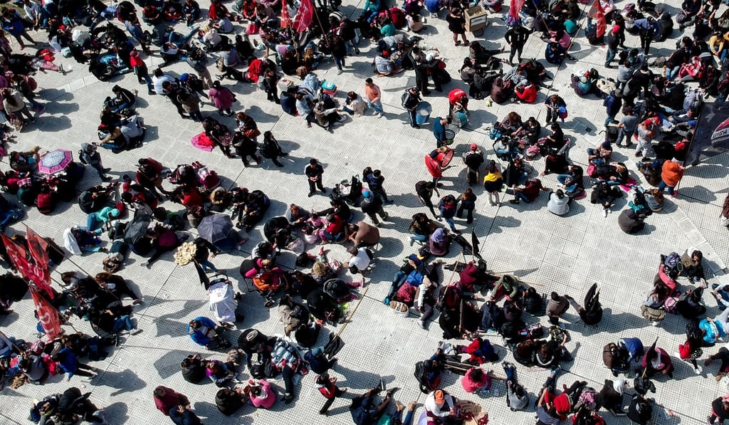 Social organisations camp in the Plaza de Mayo in Buenos Aires. Photo: EPA Social organisations camp in the Plaza de Mayo in Buenos Aires. Photo: EPA